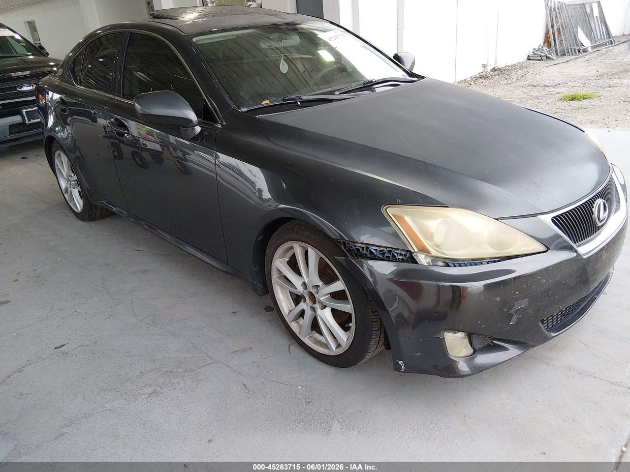 JTHBK262X62****** · 2006 LEXUS IS 250