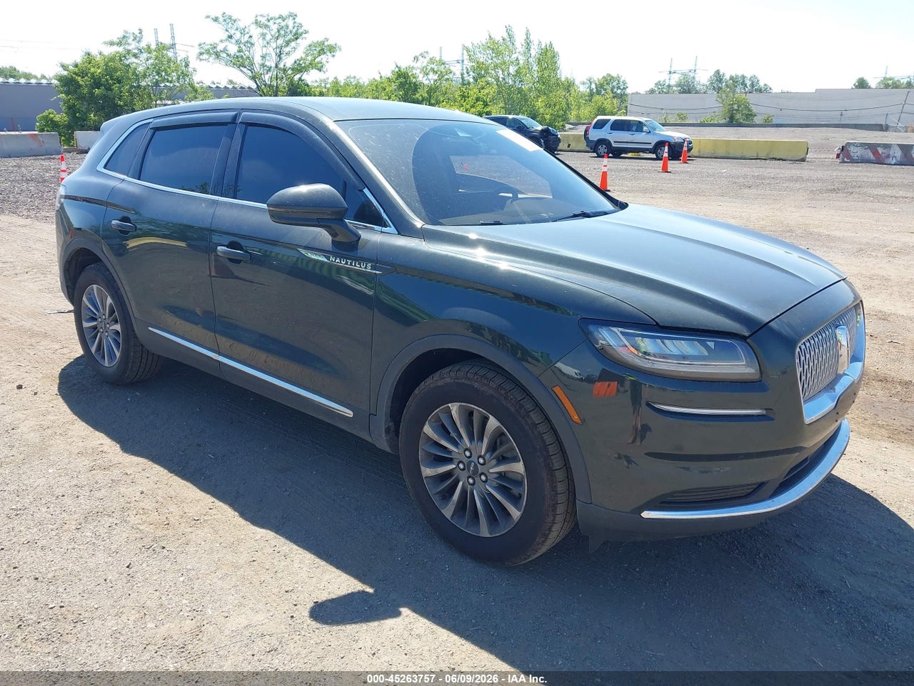 2LMPJ8J99PB****** · 2023 LINCOLN NAUTILUS STANDARD