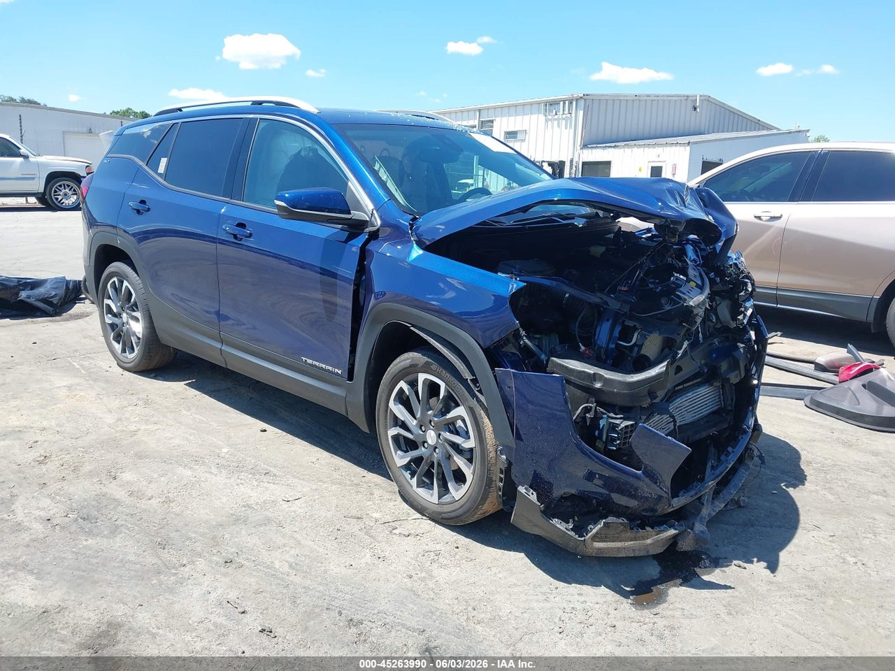 3GKALVEV2NL****** · 2022 GMC TERRAIN AWD SLT