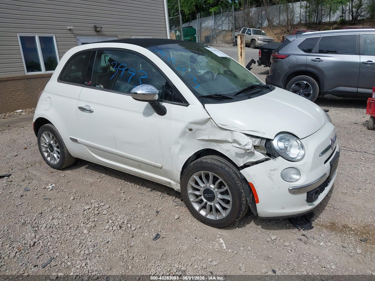 3C3CFFER9FT****** · 2015 FIAT 500C LOUNGE