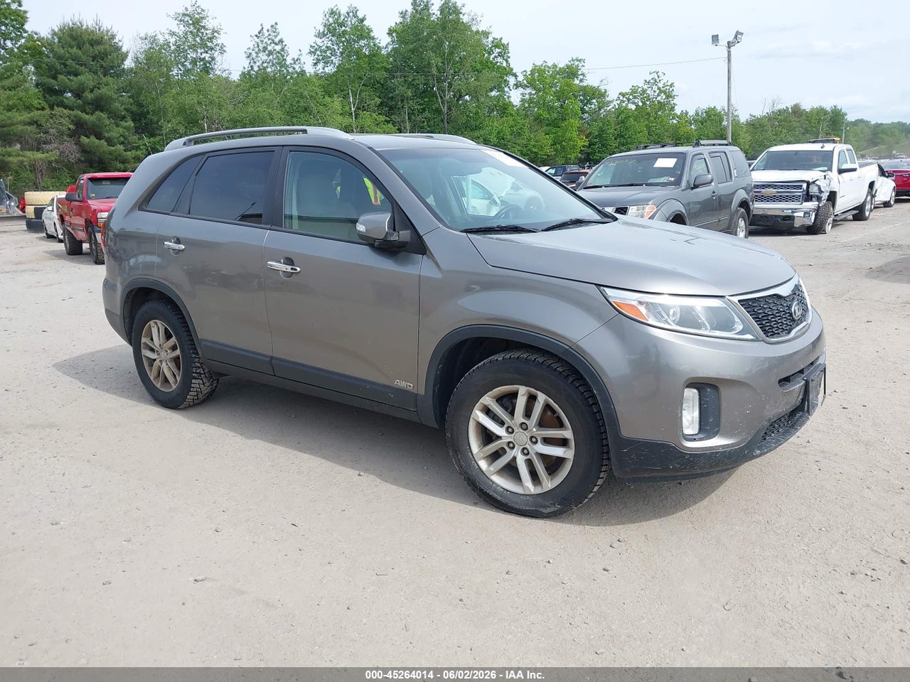 5XYKTDA72EG****** · 2014 KIA SORENTO LX V6