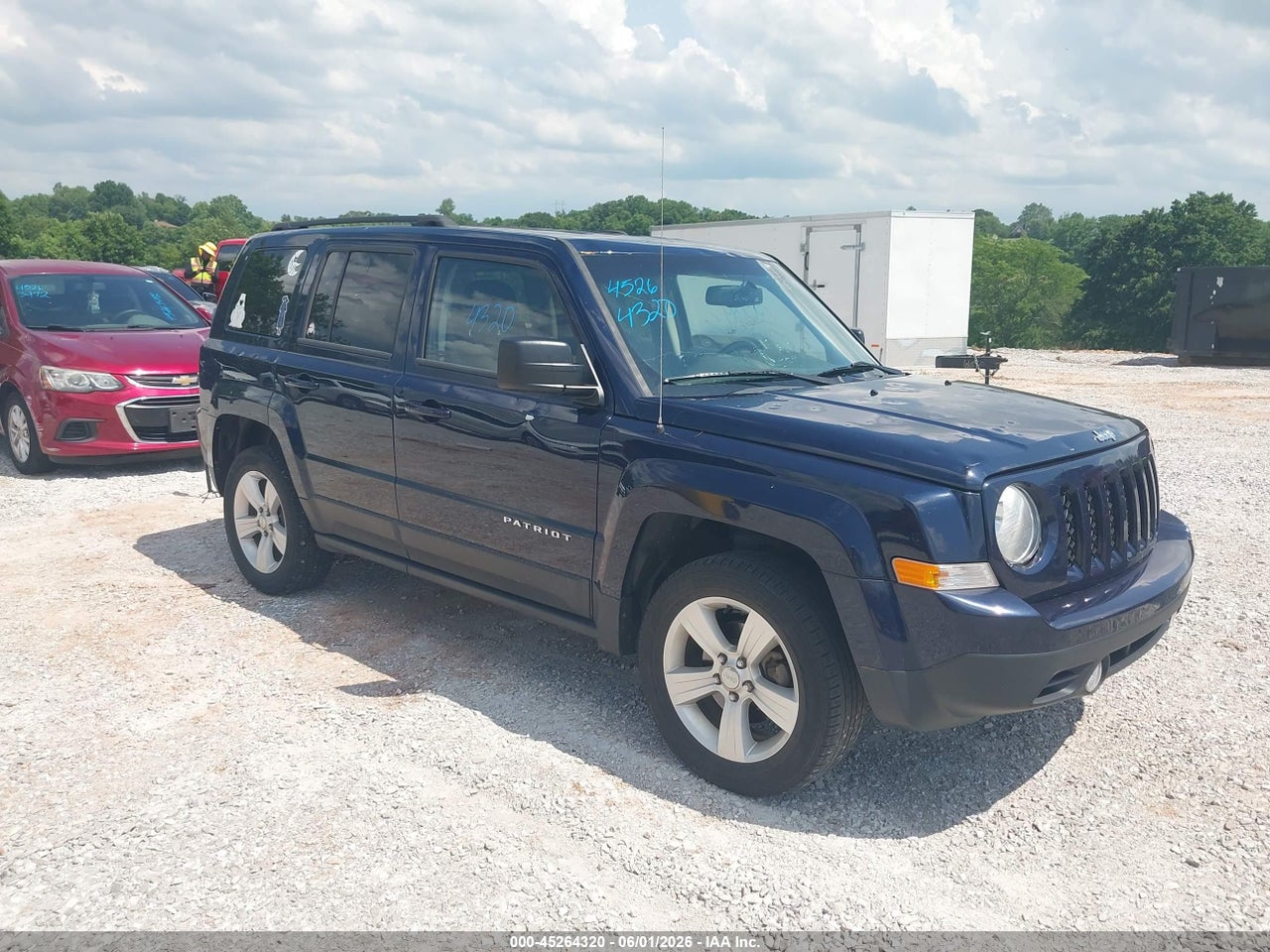 1C4NJRFB1HD****** · 2017 JEEP PATRIOT LATITUDE 4X4