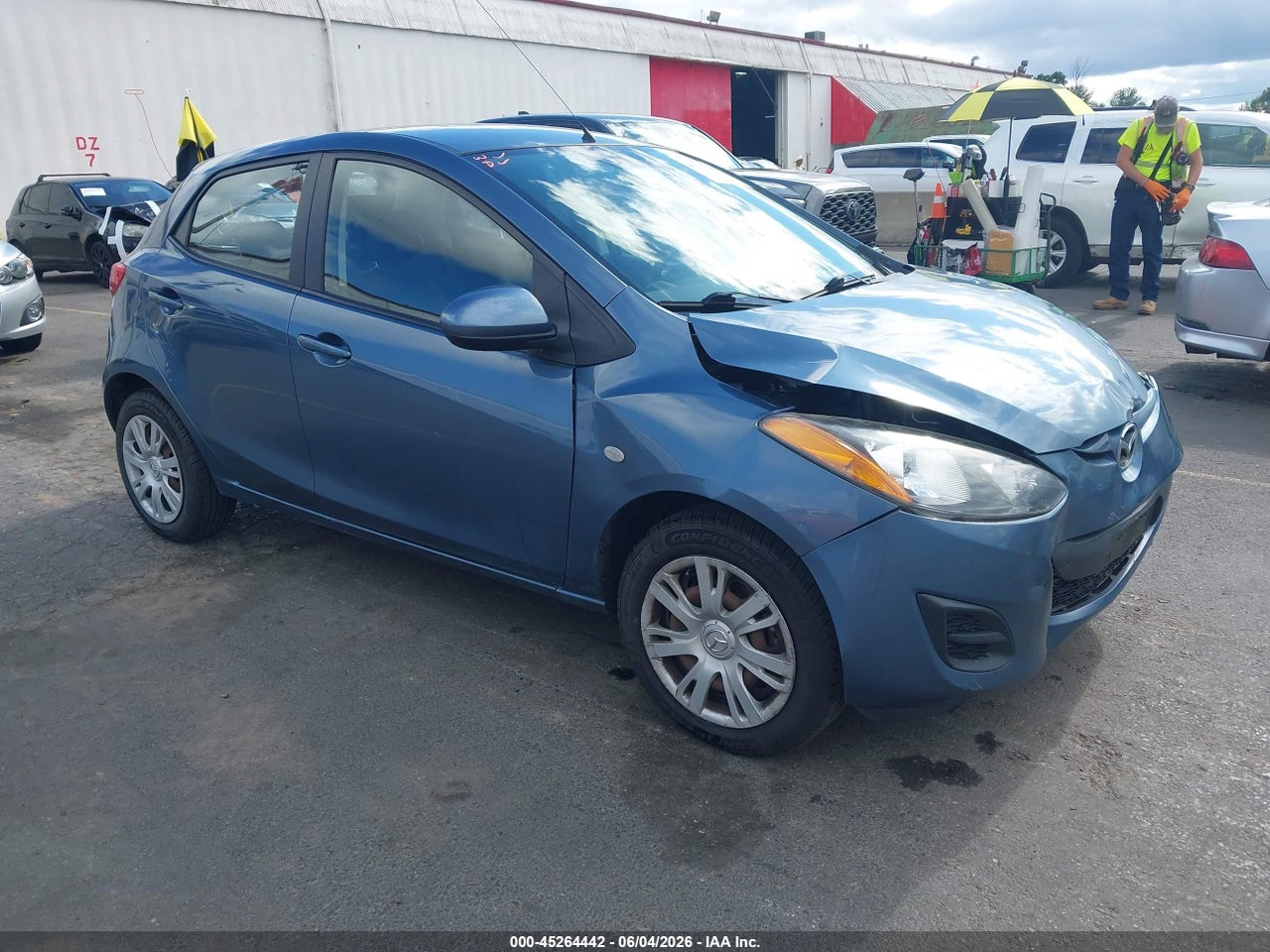 JM1DE1KZ7E0****** · 2014 MAZDA MAZDA2 SPORT