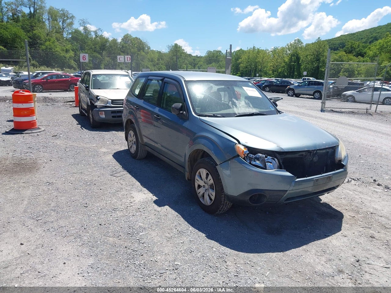 JF2SH61699H****** · 2009 SUBARU FORESTER 2.5X