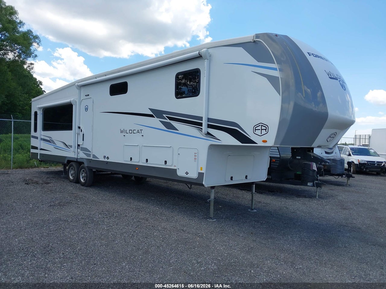 4X4FWCM2XSG****** · 2025 FOREST RIVER WILDCAT