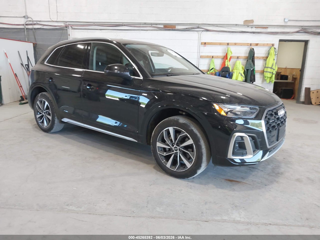 WA1GAAFY9R2****** · 2024 AUDI Q5 PREMIUM 45 TFSI S LINE QUATTRO
