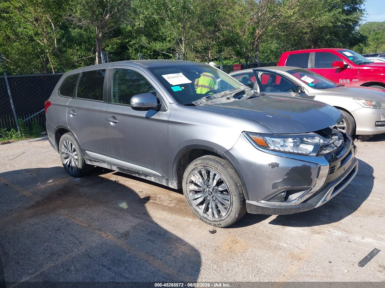JA4AZ3A33LZ****** · 2020 MITSUBISHI OUTLANDER SE 2.4 S-AWC