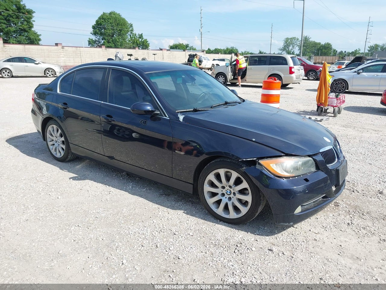 WBAVB33556K****** · 2006 BMW 330I