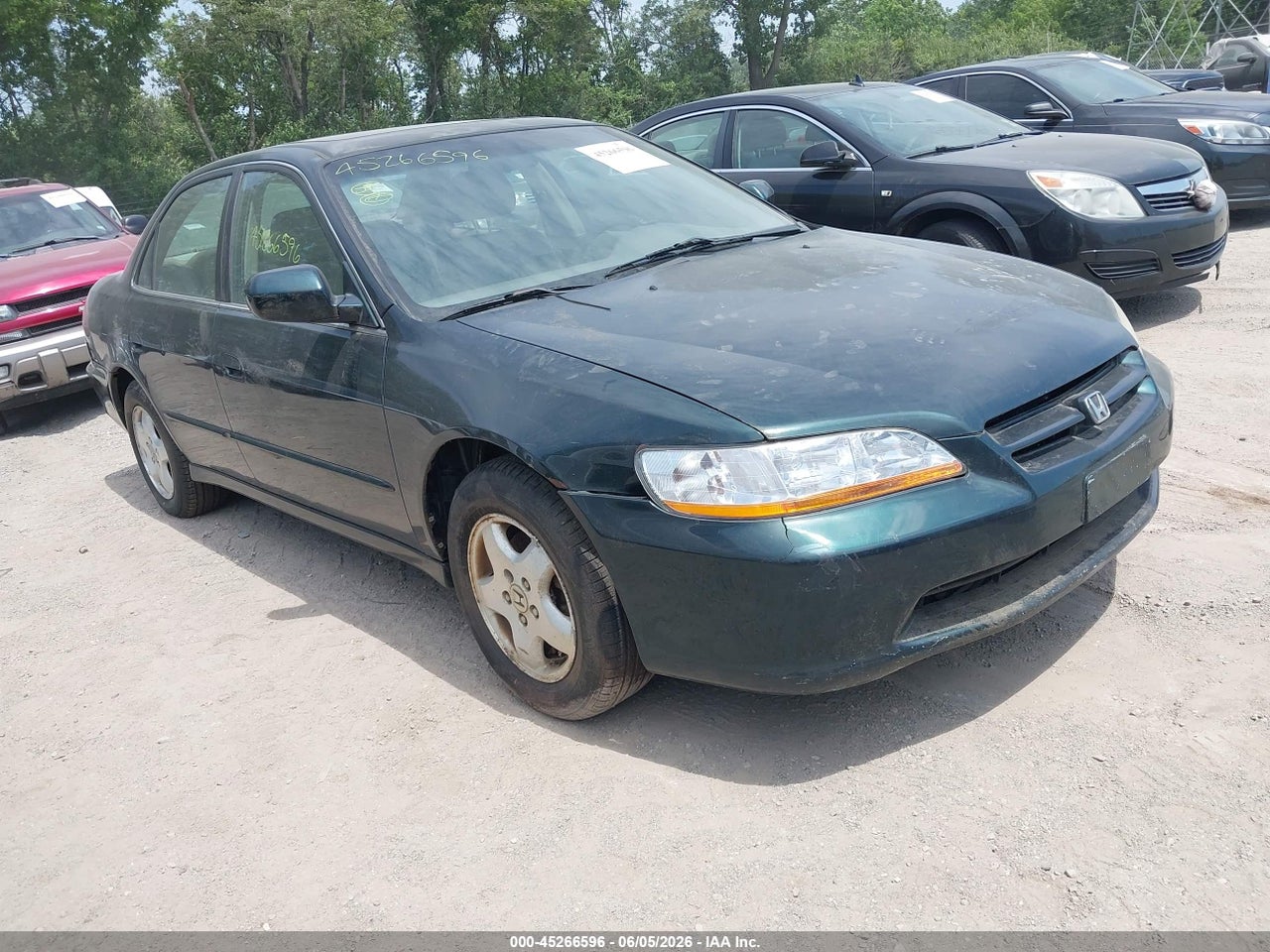 1HGCG1651YA****** · 2000 HONDA ACCORD 3.0 EX