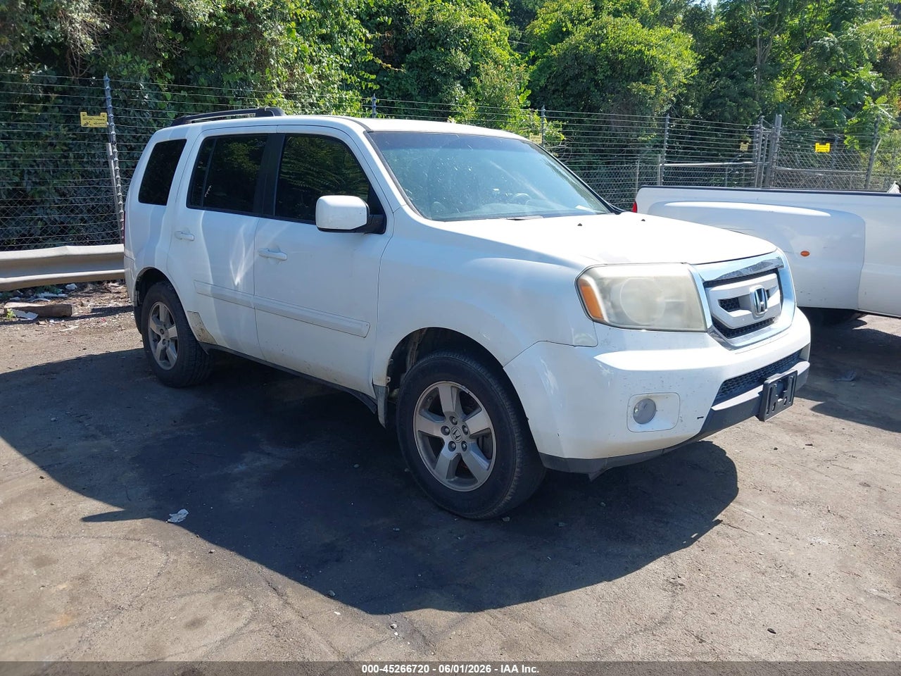 5FNYF3H57AB****** · 2010 HONDA PILOT EX-L