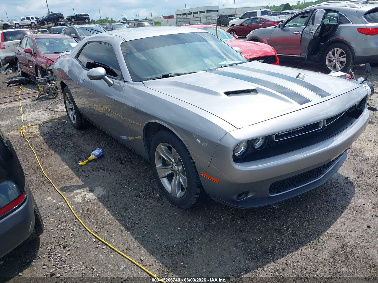 2C3CDZAG9FH****** · 2015 DODGE CHALLENGER SXT