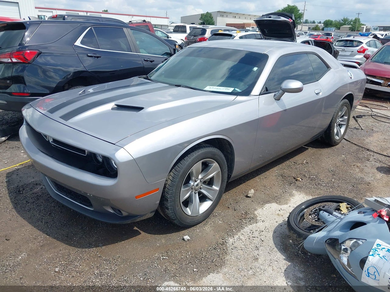 2015 DODGE CHALLENGER SXT · 2/11
