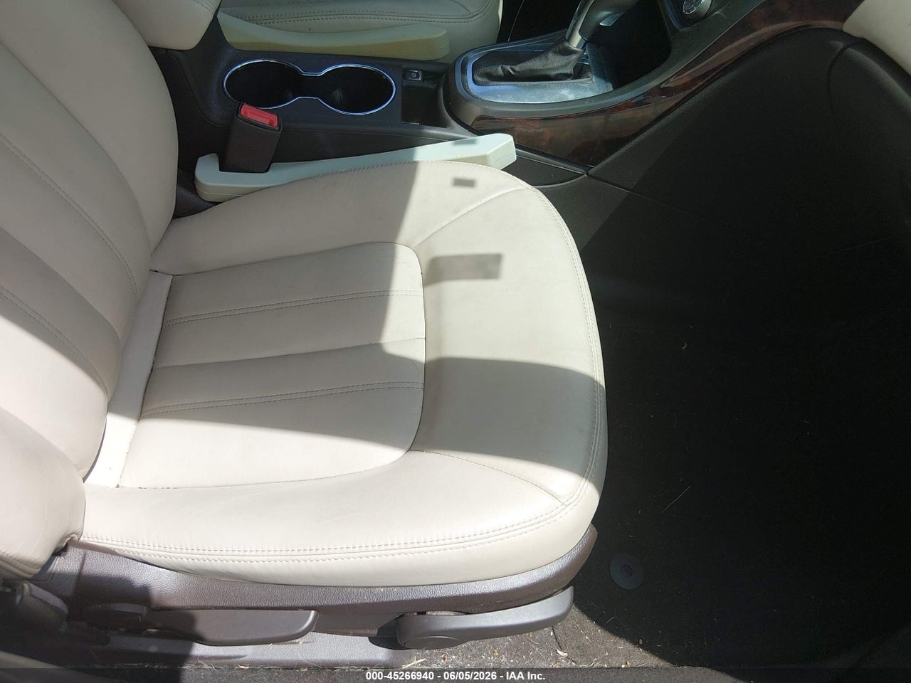 2016 BUICK VERANO LEATHER GROUP · 5/11