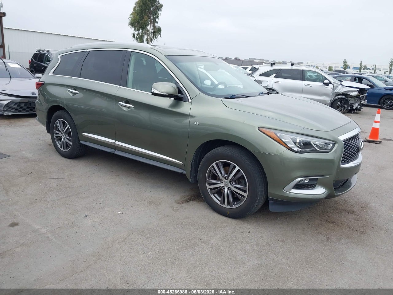 5N1AL0MM4GC****** · 2016 INFINITI QX60