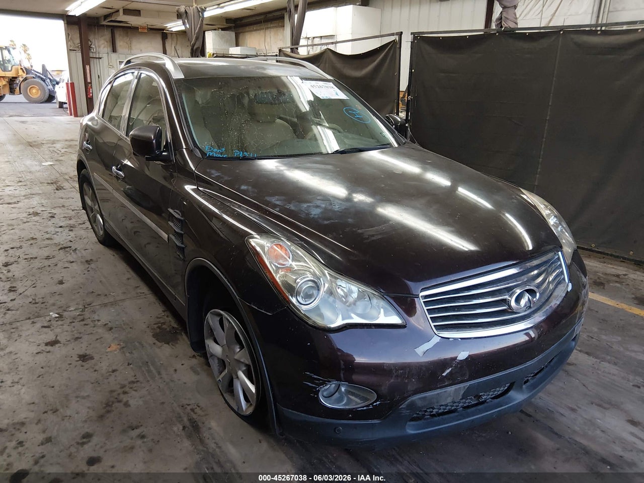 JN1AJ0HPXAM****** · 2010 INFINITI EX35 JOURNEY