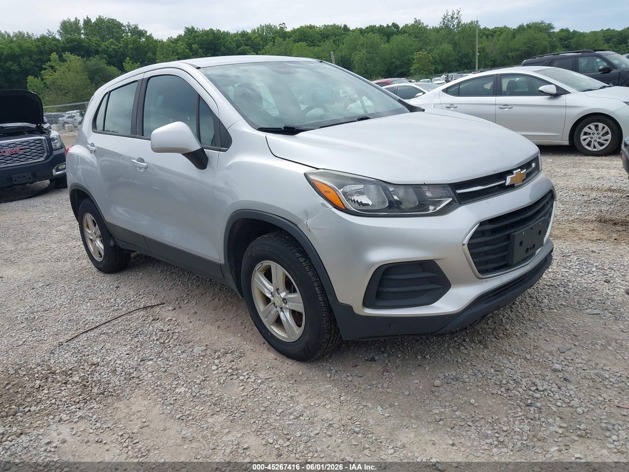 3GNCJNSB7HL****** · 2017 CHEVROLET TRAX LS
