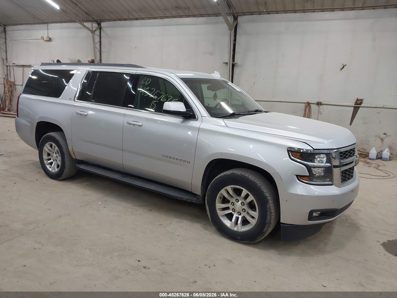 1GNSKJKC0FR****** · 2015 CHEVROLET SUBURBAN 1500 LT