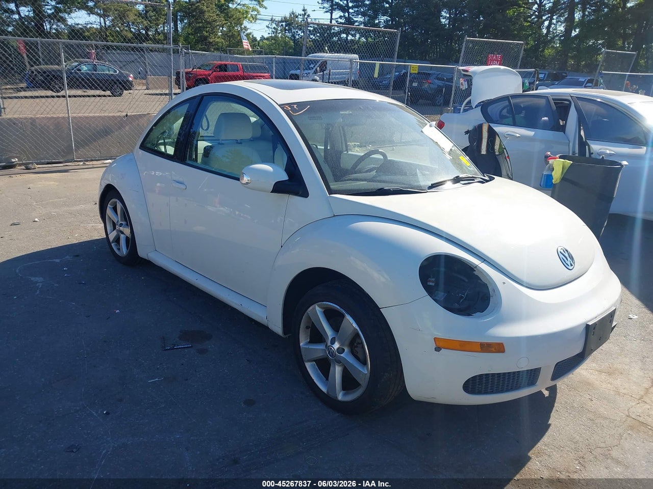 3VWFG31C28M****** · 2008 VOLKSWAGEN NEW BEETLE BLACK TIE EDITION/TRIPLE WHITE