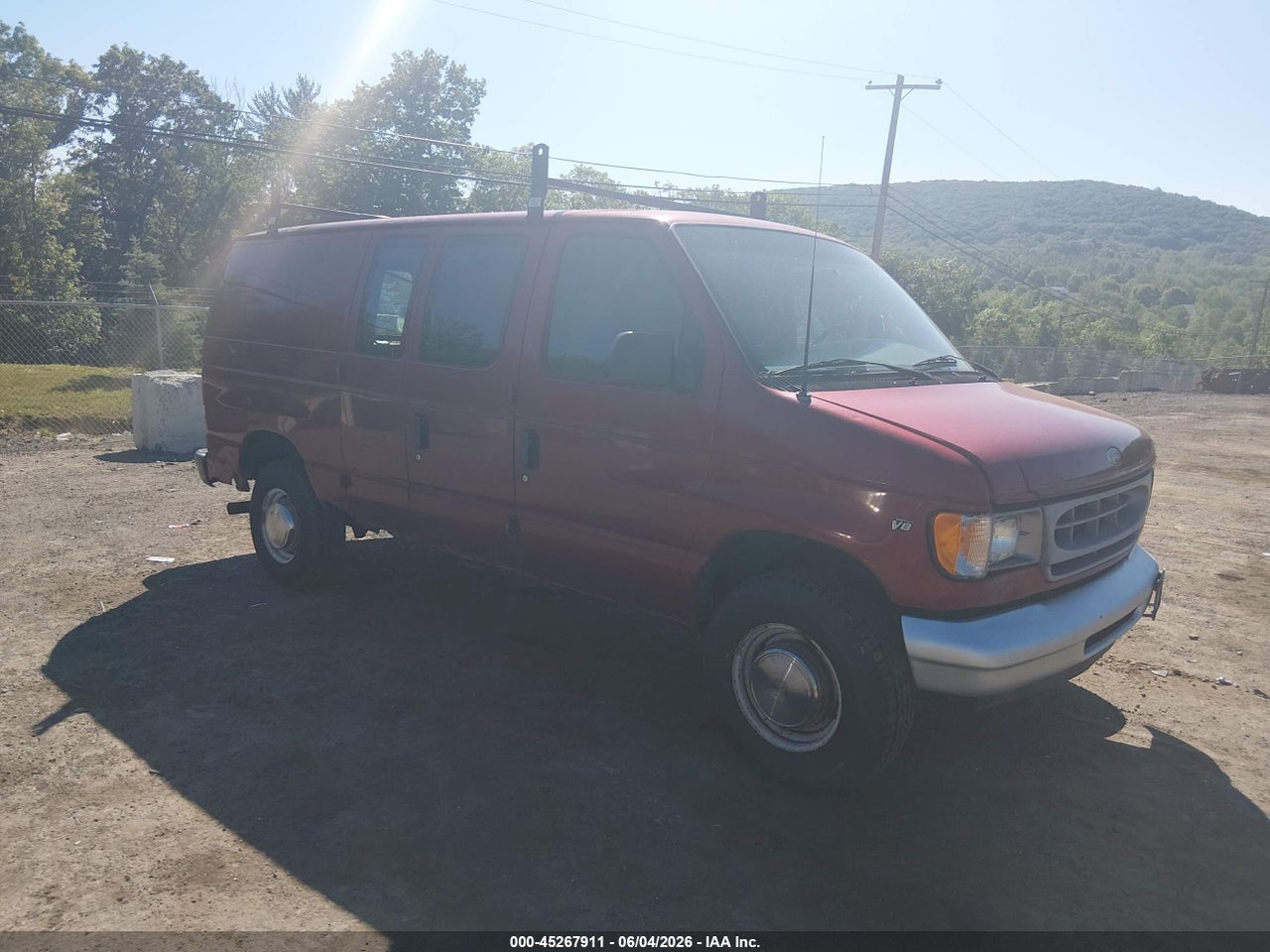 1FTSE34L21H****** · 2001 FORD E-350 SUPER DUTY COMMERCIAL/RECREATIONAL
