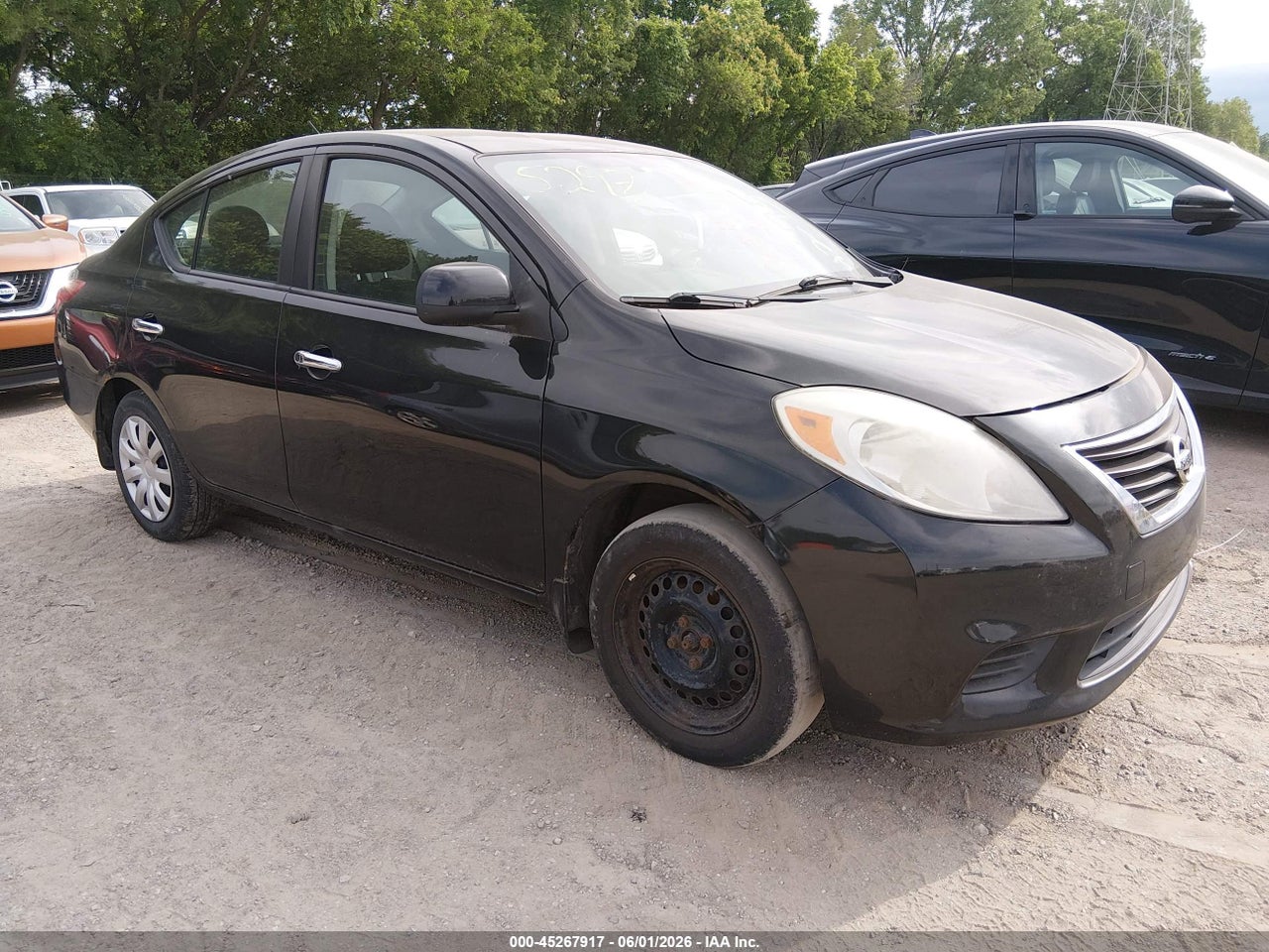3N1CN7AP3CL****** · 2012 NISSAN VERSA 1.6 SV