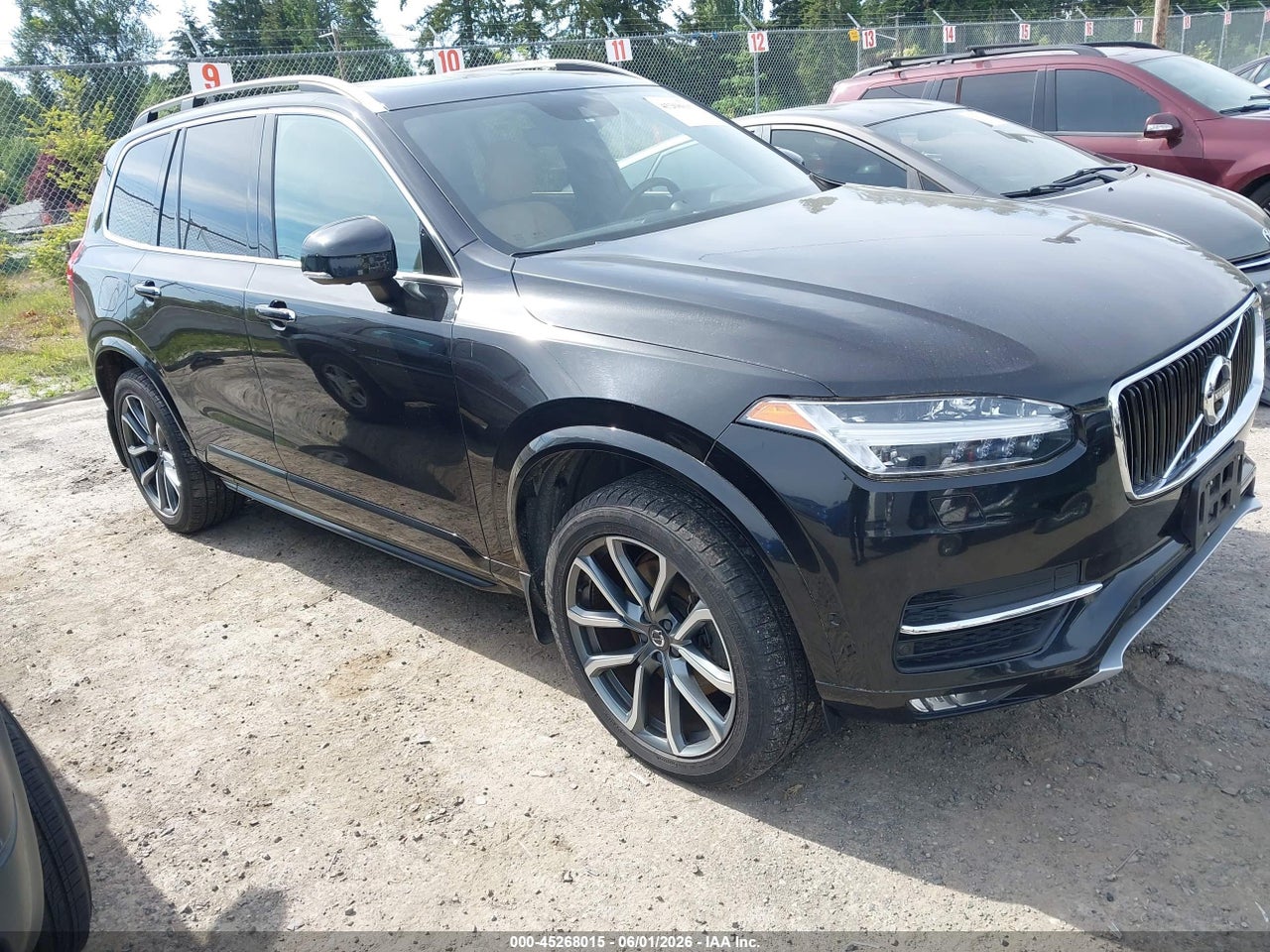 YV4A22PK8J1****** · 2018 VOLVO XC90 T6 MOMENTUM