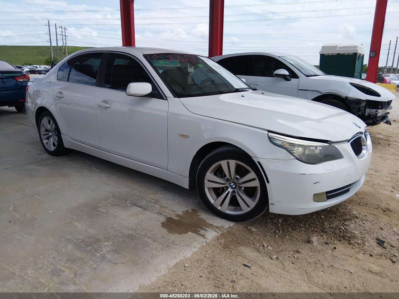 WBANU53569C****** · 2009 BMW 528I
