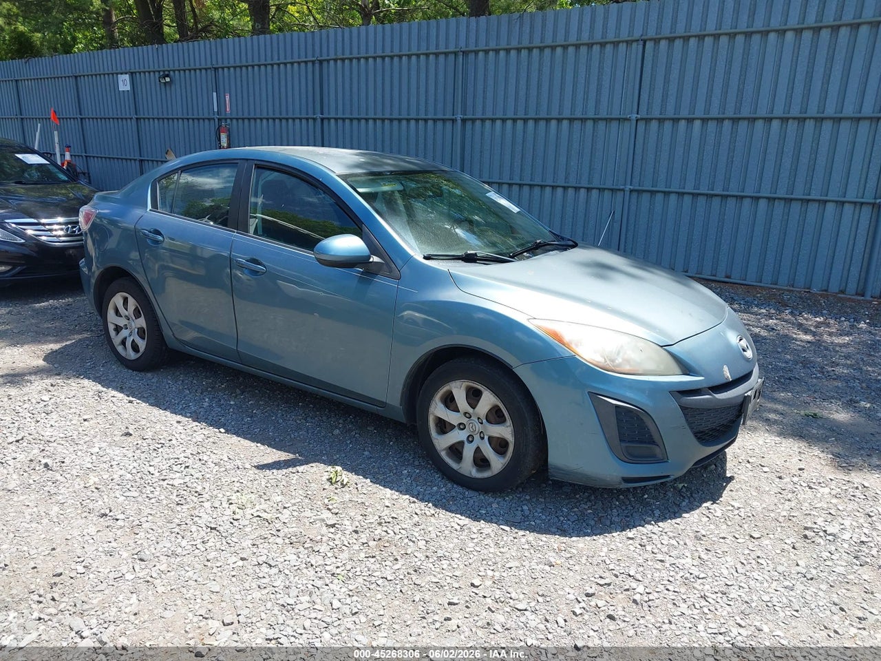 JM1BL1UG9B1****** · 2011 MAZDA MAZDA3 I SPORT