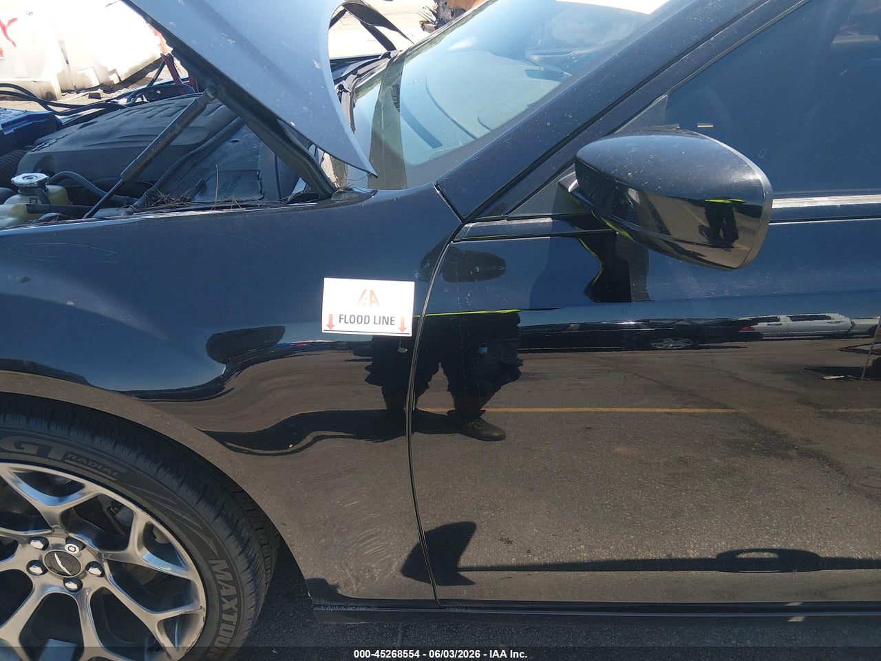 2017 CHRYSLER 300 LIMITED · 6/11