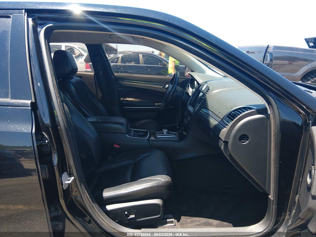 2017 CHRYSLER 300 LIMITED · 5/11