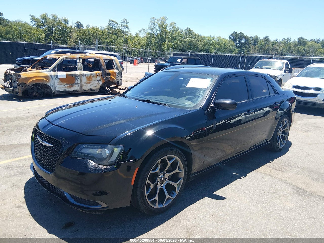2017 CHRYSLER 300 LIMITED · 2/11