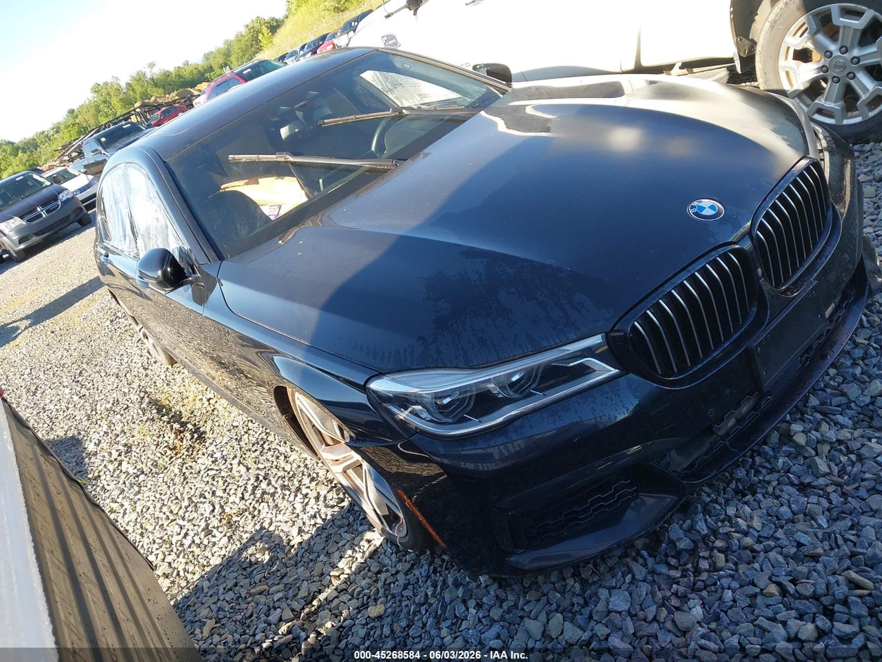 WBA7F0C37HG****** · 2017 BMW 750I