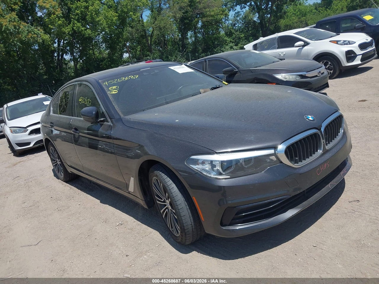 WBAJE5C5XKW****** · 2019 BMW 540I