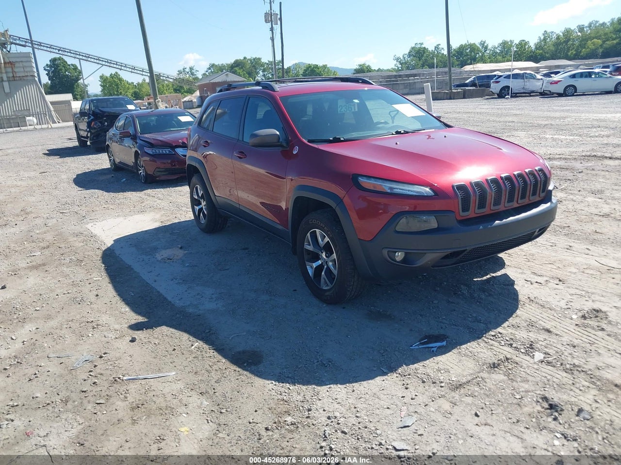1C4PJMBS7FW****** · 2015 JEEP CHEROKEE TRAILHAWK