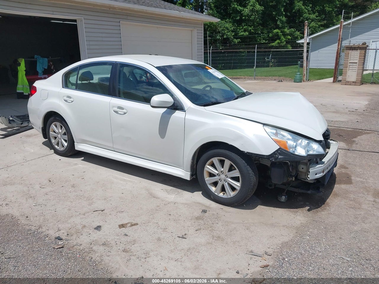 4S3BMBC68C3****** · 2012 SUBARU LEGACY 2.5I PREMIUM