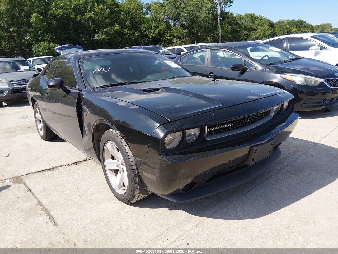 2C3CDYAG3EH****** · 2014 DODGE CHALLENGER SXT
