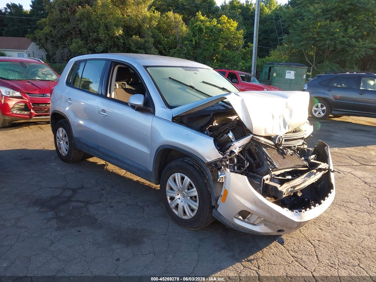 WVGAV7AXXHK****** · 2017 VOLKSWAGEN TIGUAN 2.0T/2.0T S