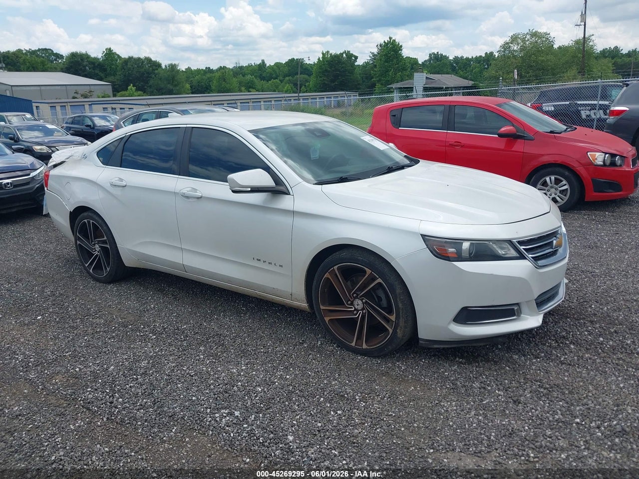 1G1125S35FU****** · 2015 CHEVROLET IMPALA 2LT