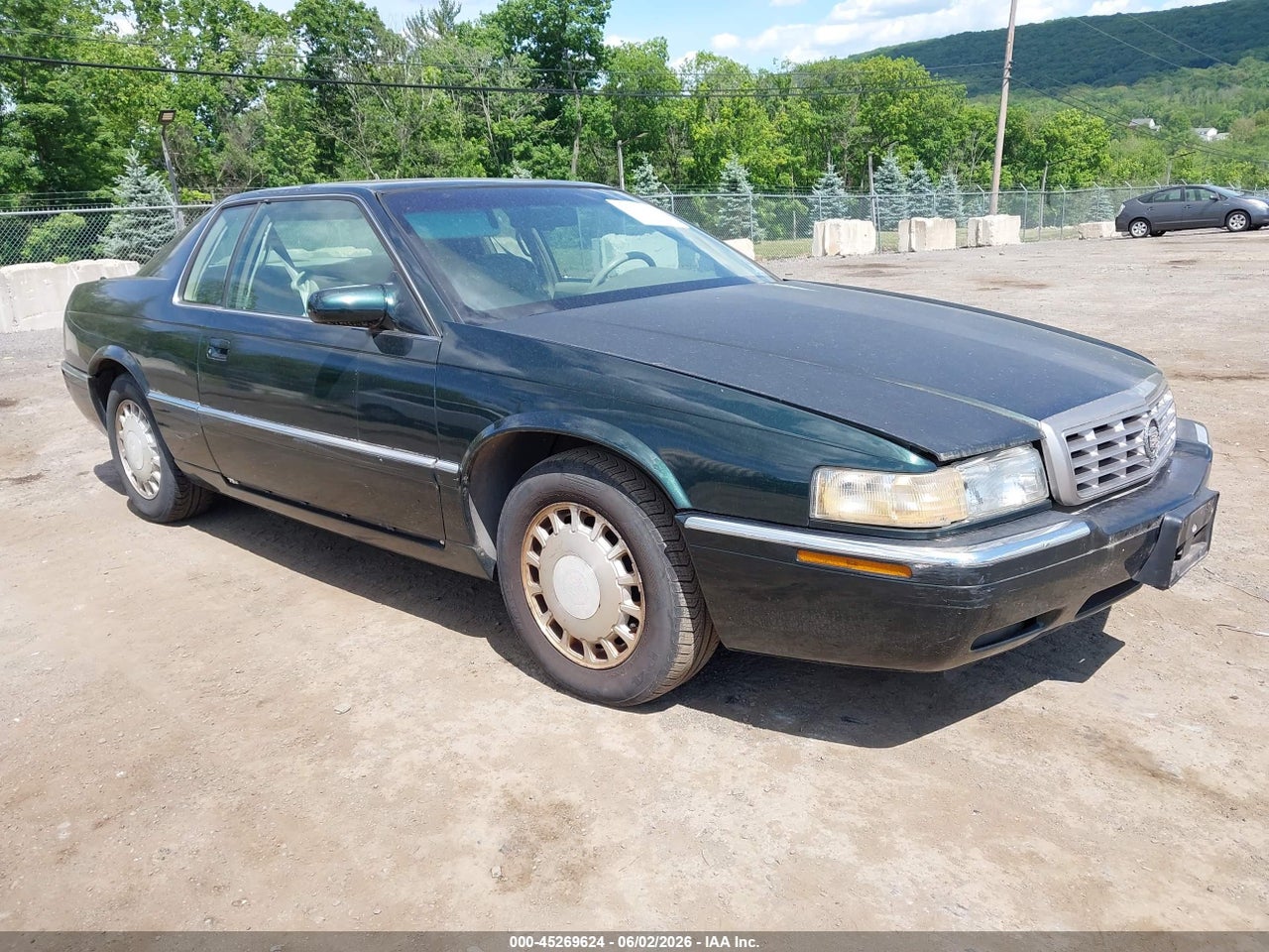1G6ET1290TU****** · 1996 CADILLAC ELDORADO TOURING