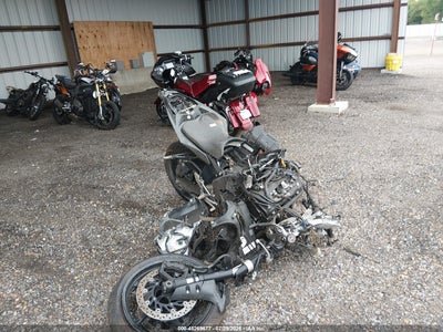 JYARN23EXBA****** · 2011 YAMAHA YZFR1