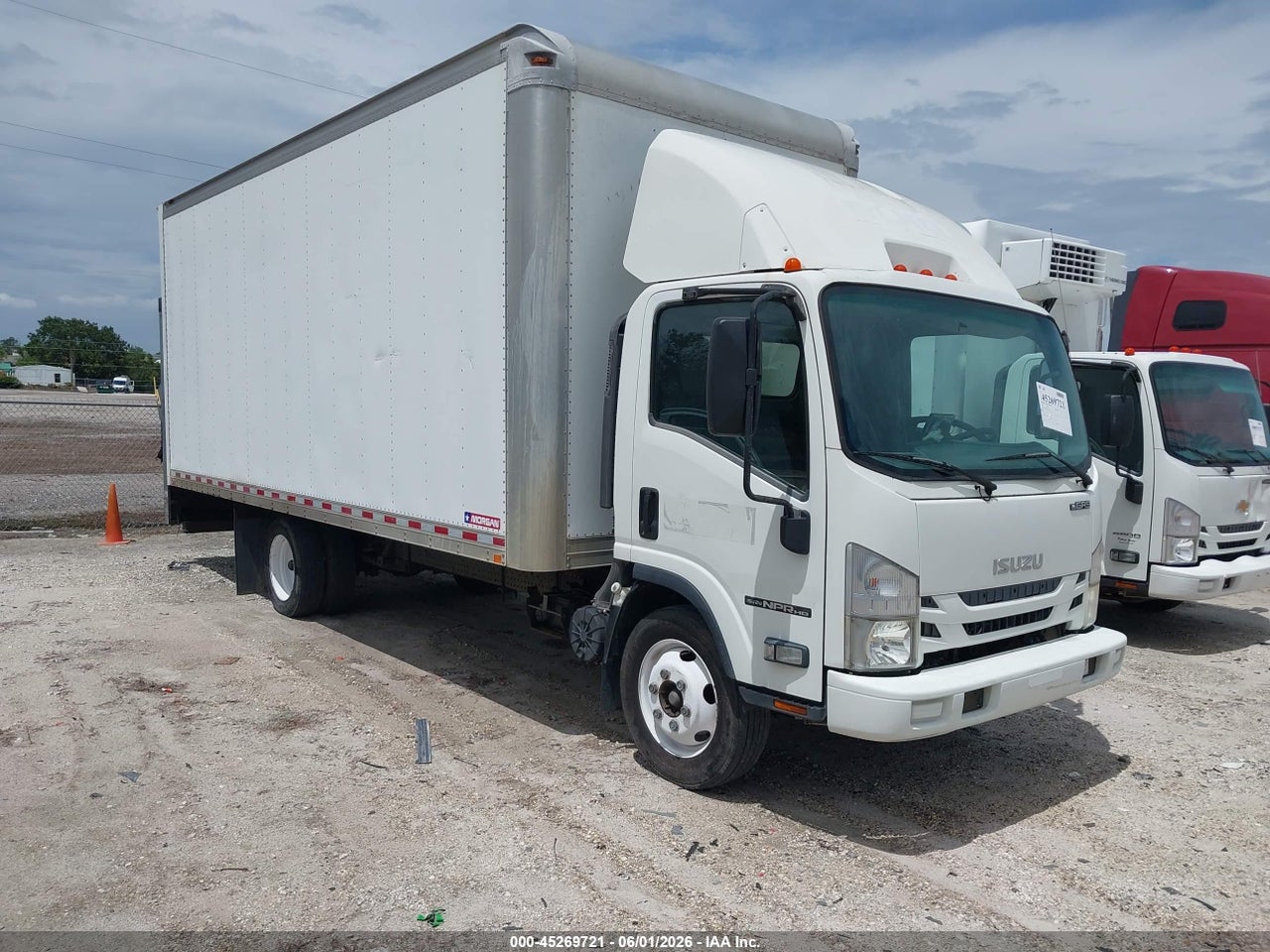 54DC4W1C5GS****** · 2016 ISUZU NPR HD GAS REG