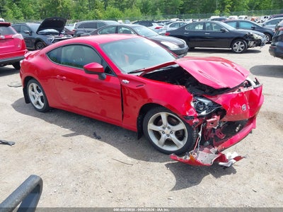 JF1ZNAA13D1****** · 2013 SCION FR-S