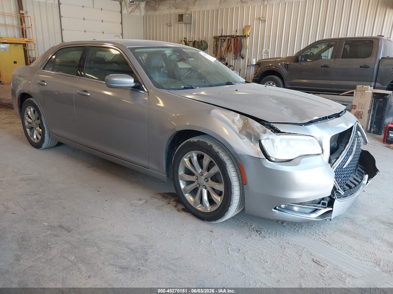 2C3CCARG5FH****** · 2015 CHRYSLER 300 LIMITED