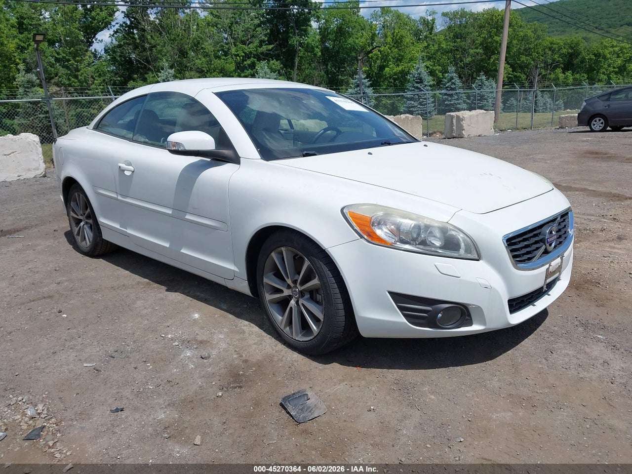 YV1672MCXBJ****** · 2011 VOLVO C70 T5
