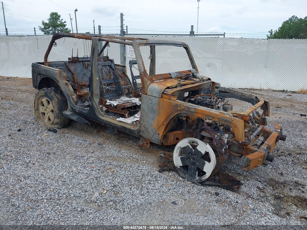 1J4BA5H15AL****** · 2010 JEEP WRANGLER UNLIMITED SAHARA