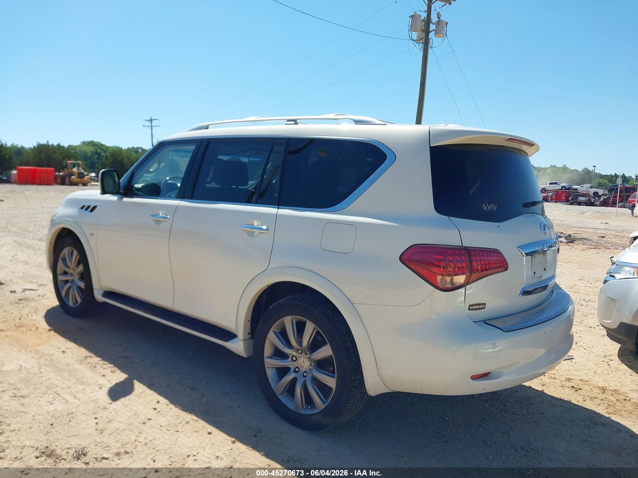 2014 INFINITI QX80 · 3/11