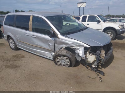 2009 CHRYSLER TOWN & COUNTRY LX