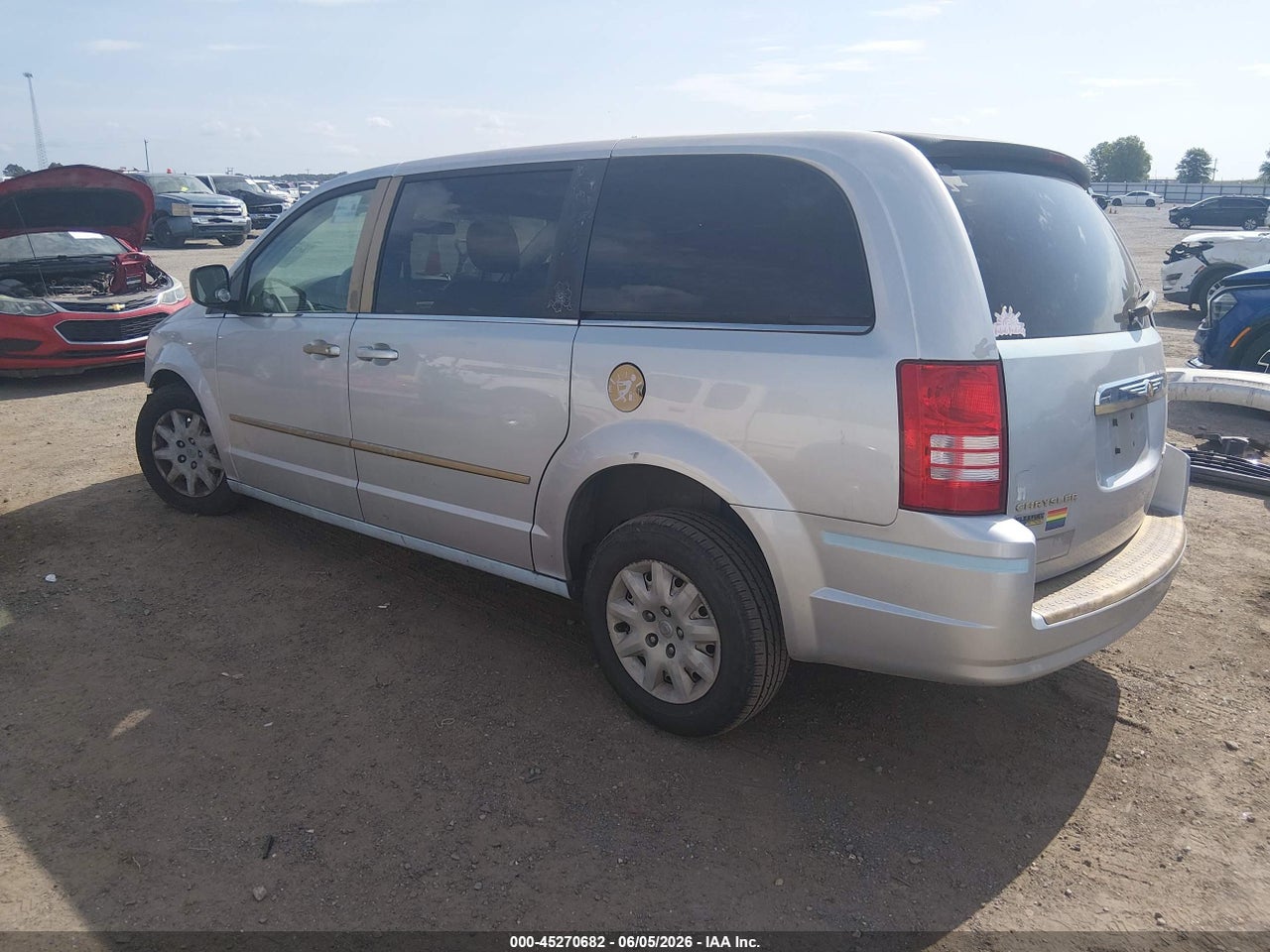 2009 CHRYSLER TOWN &amp; COUNTRY LX · 3/11