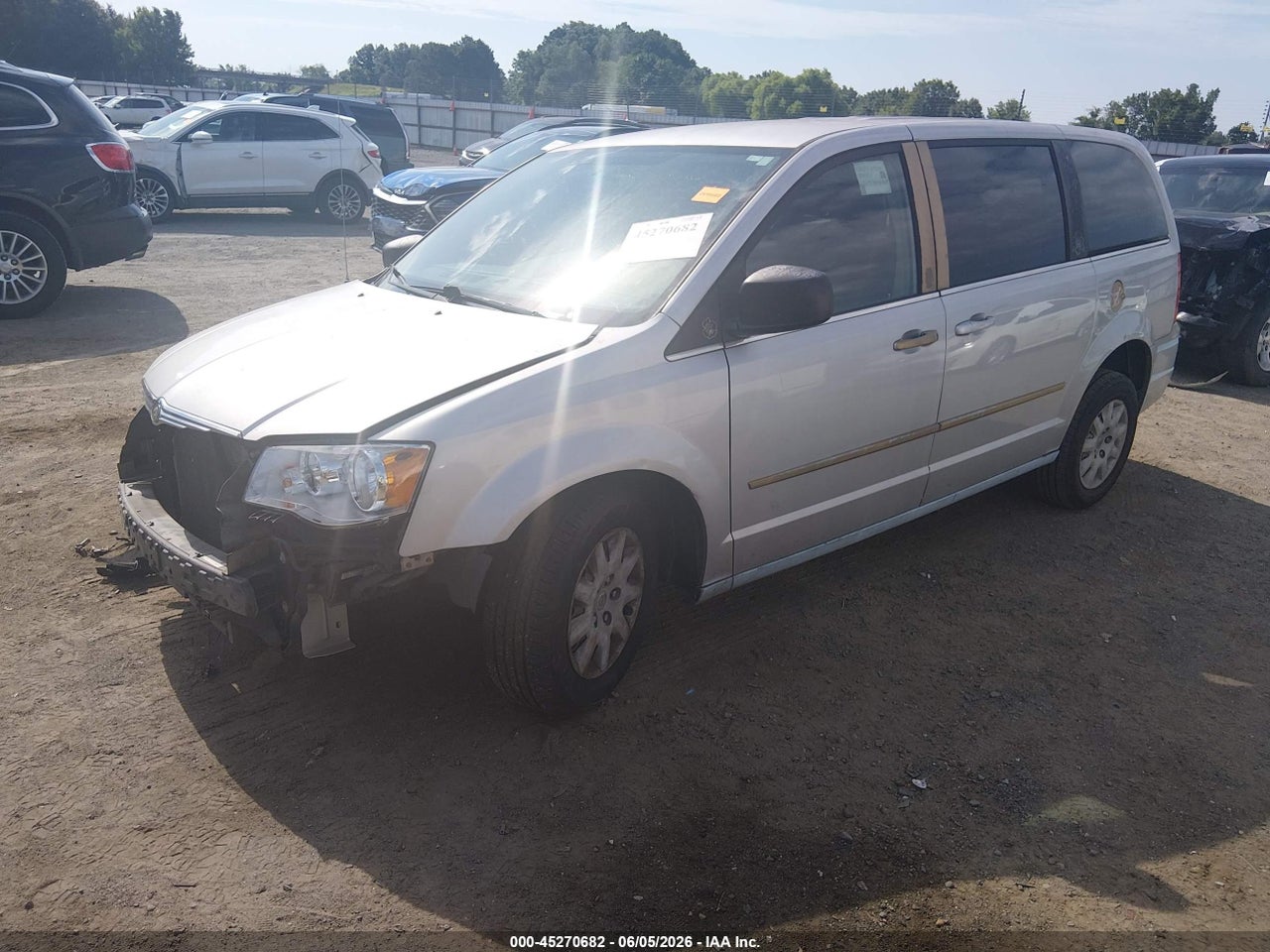 2009 CHRYSLER TOWN &amp; COUNTRY LX · 2/11