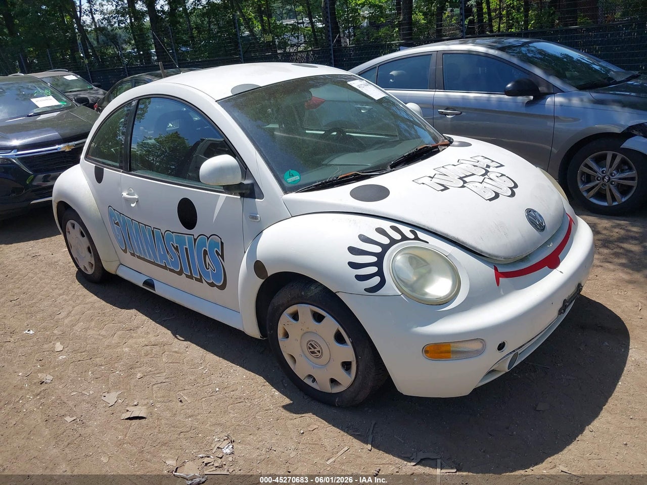 3VWCC21C7YM****** · 2000 VOLKSWAGEN NEW BEETLE GLS