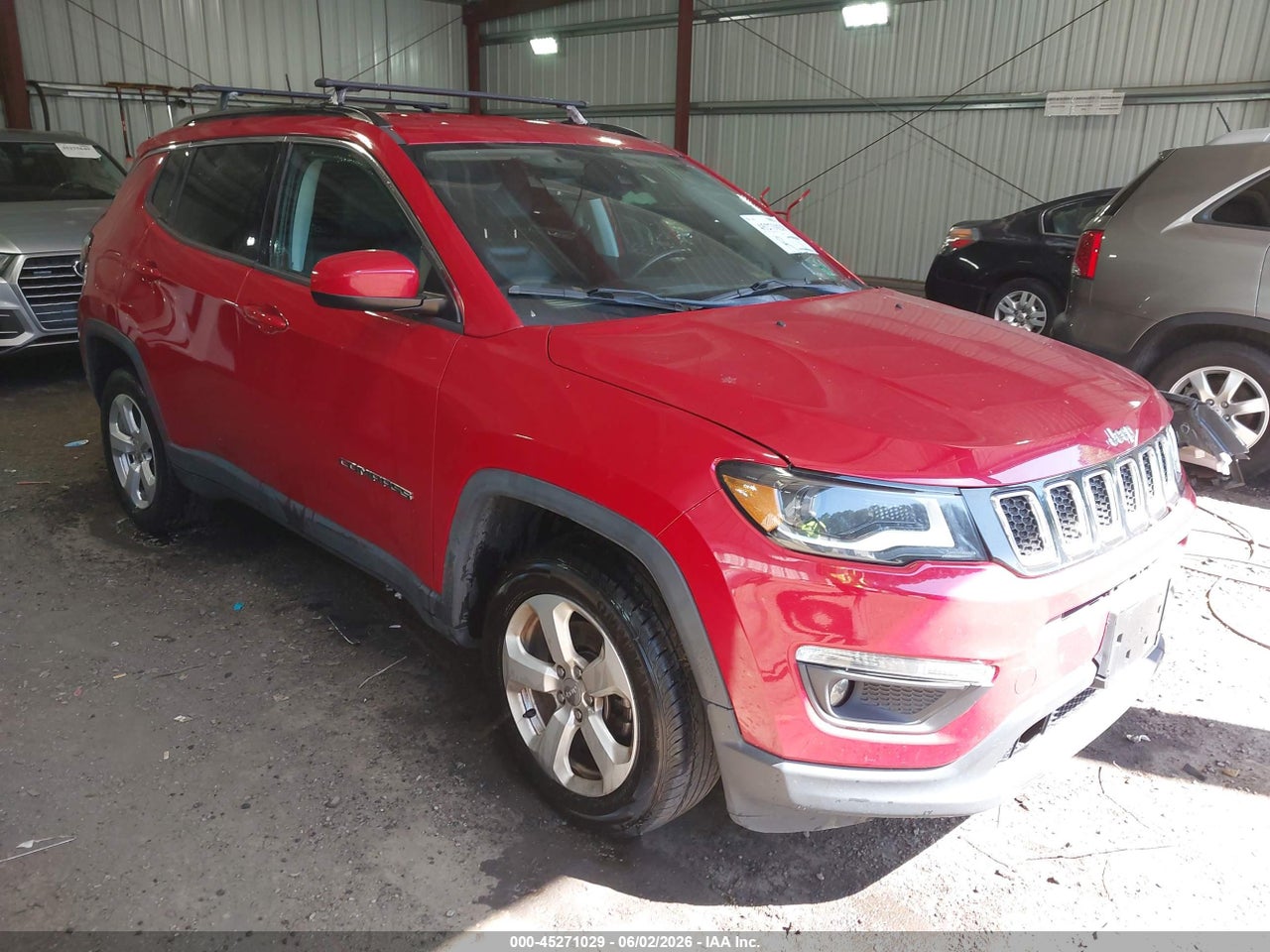 3C4NJDBB4JT****** · 2018 JEEP COMPASS LATITUDE 4X4